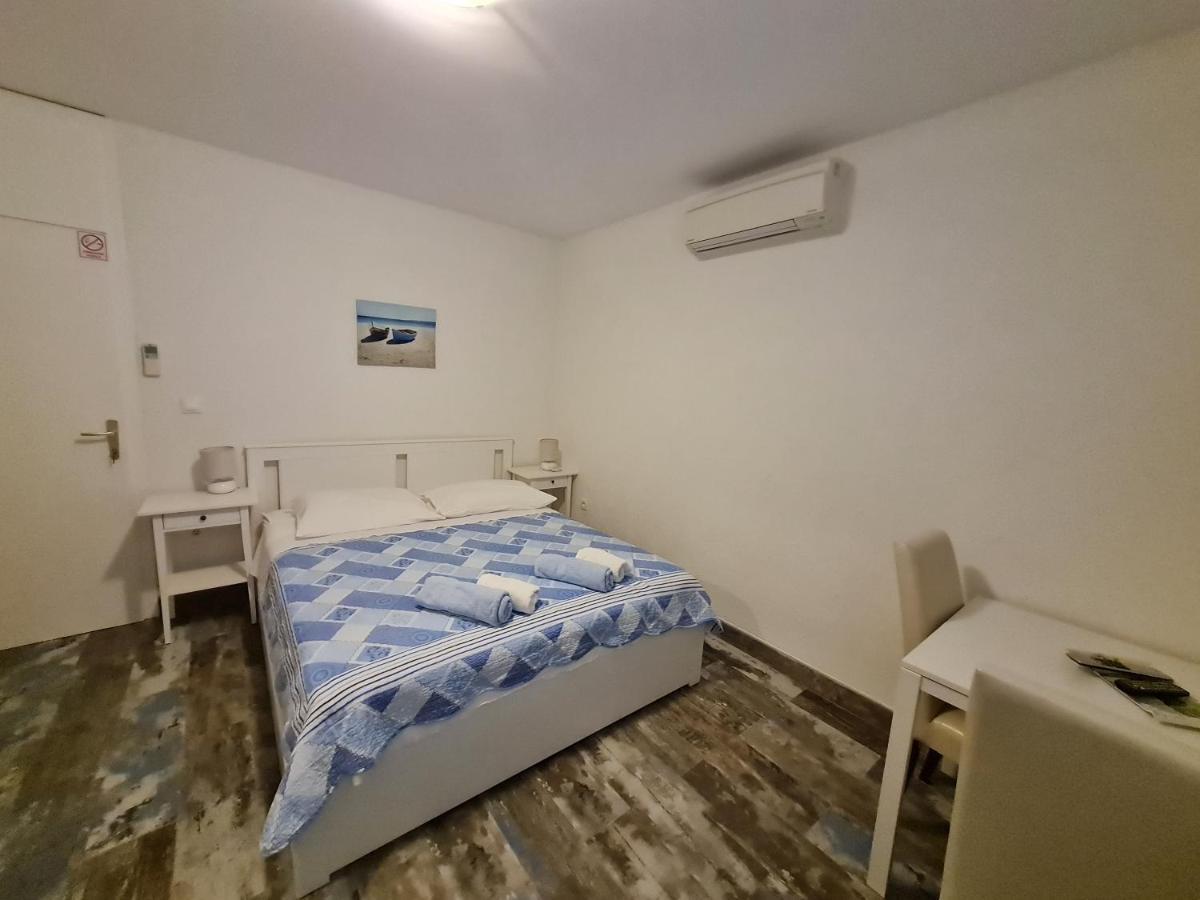 Rooms Andelka Bol Ruang foto